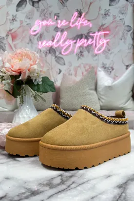 Moonie Stitched Fur Lined Platform Clog Slides: Camel